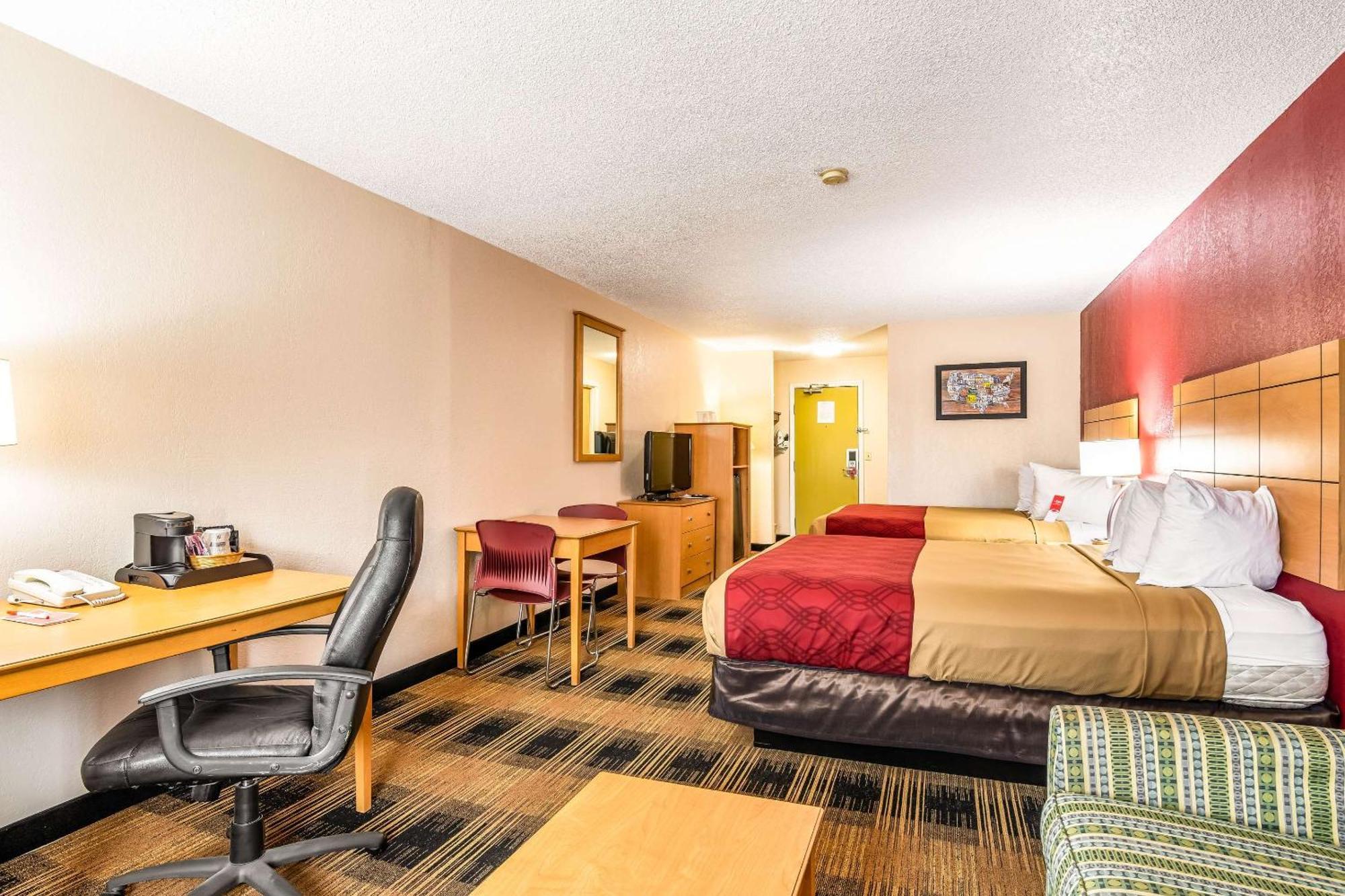 Motel Econo Wanamaker Topeka