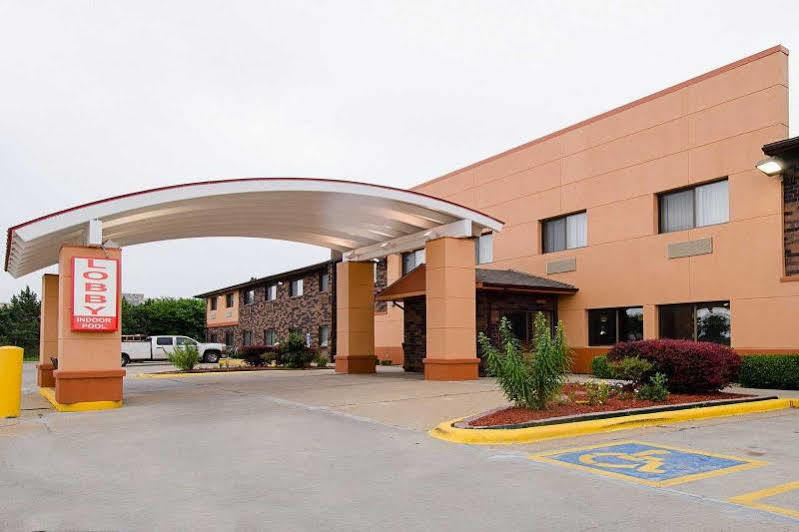 Motel Econo Wanamaker Topeka